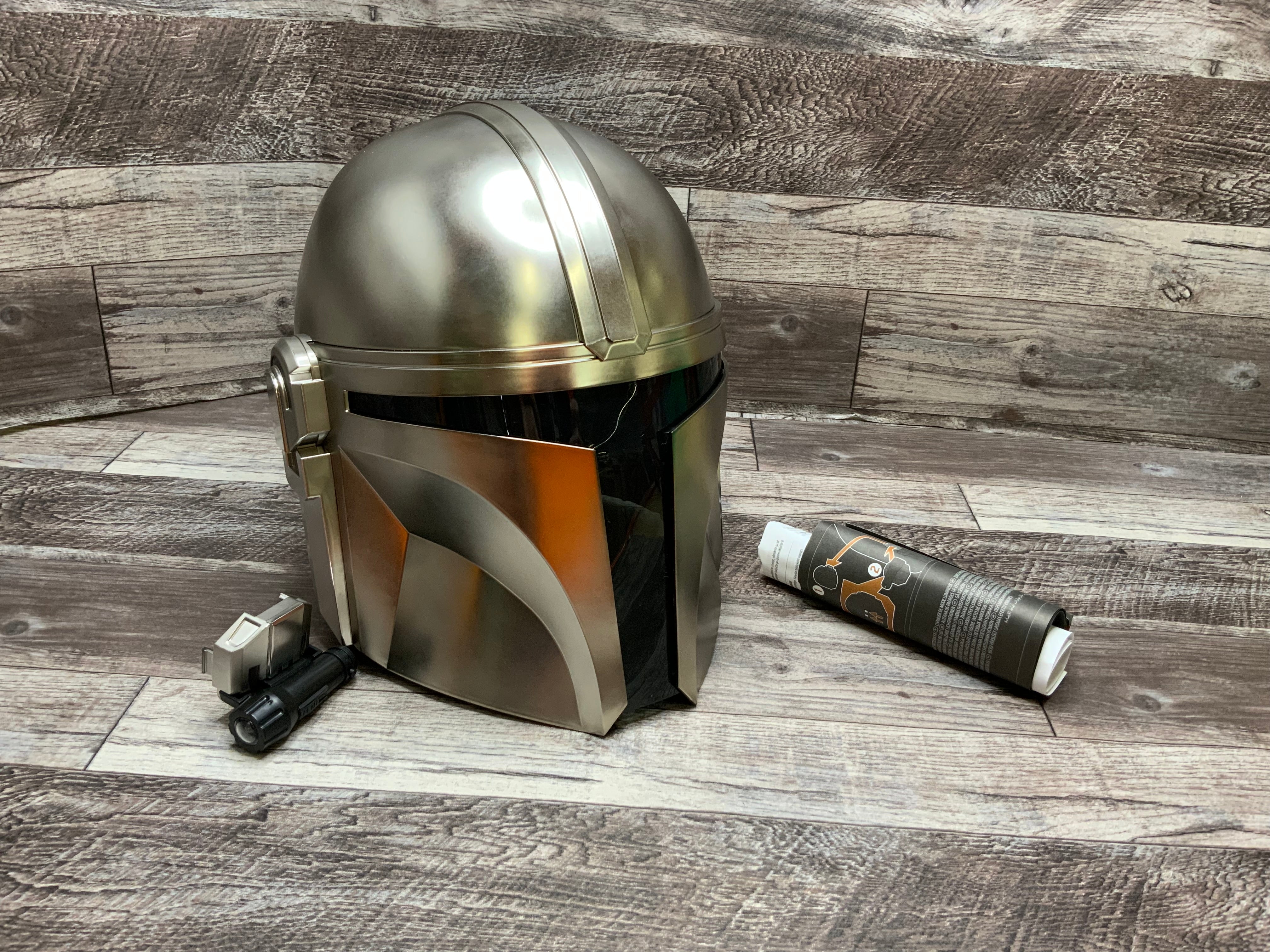STAR WARS The Black Series The Mandalorian Premium Electronic Helmet (8079645311214)